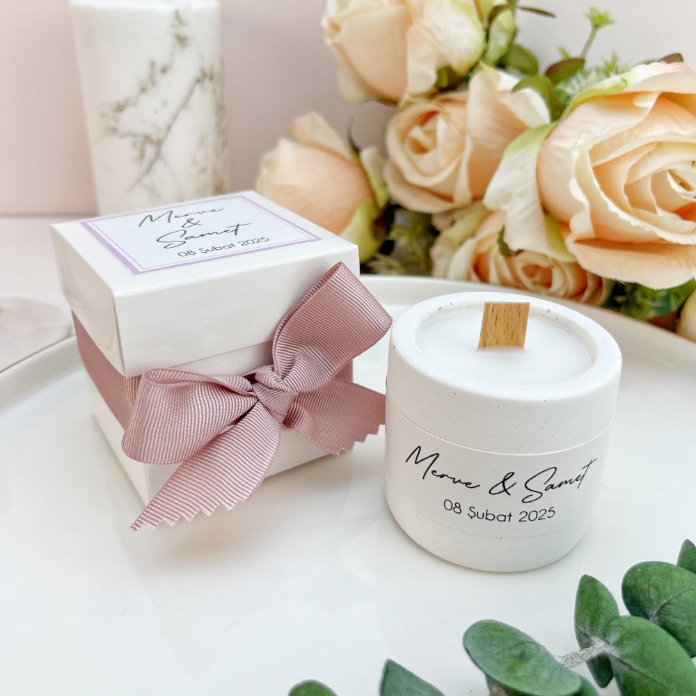 Kutulu Beton Hediyelik Mum, Pudra Kurdeleli