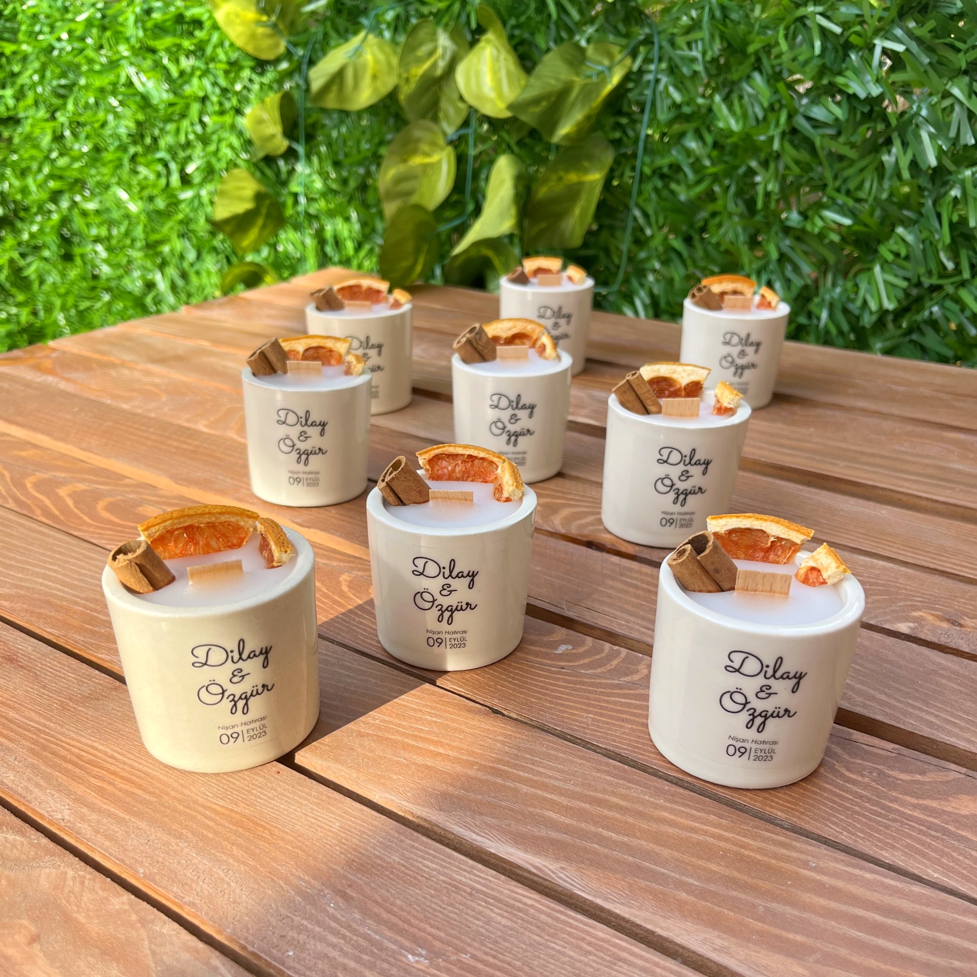 Seramik Hediyelik Mum, Greyfurt ve Tarçın Detaylı